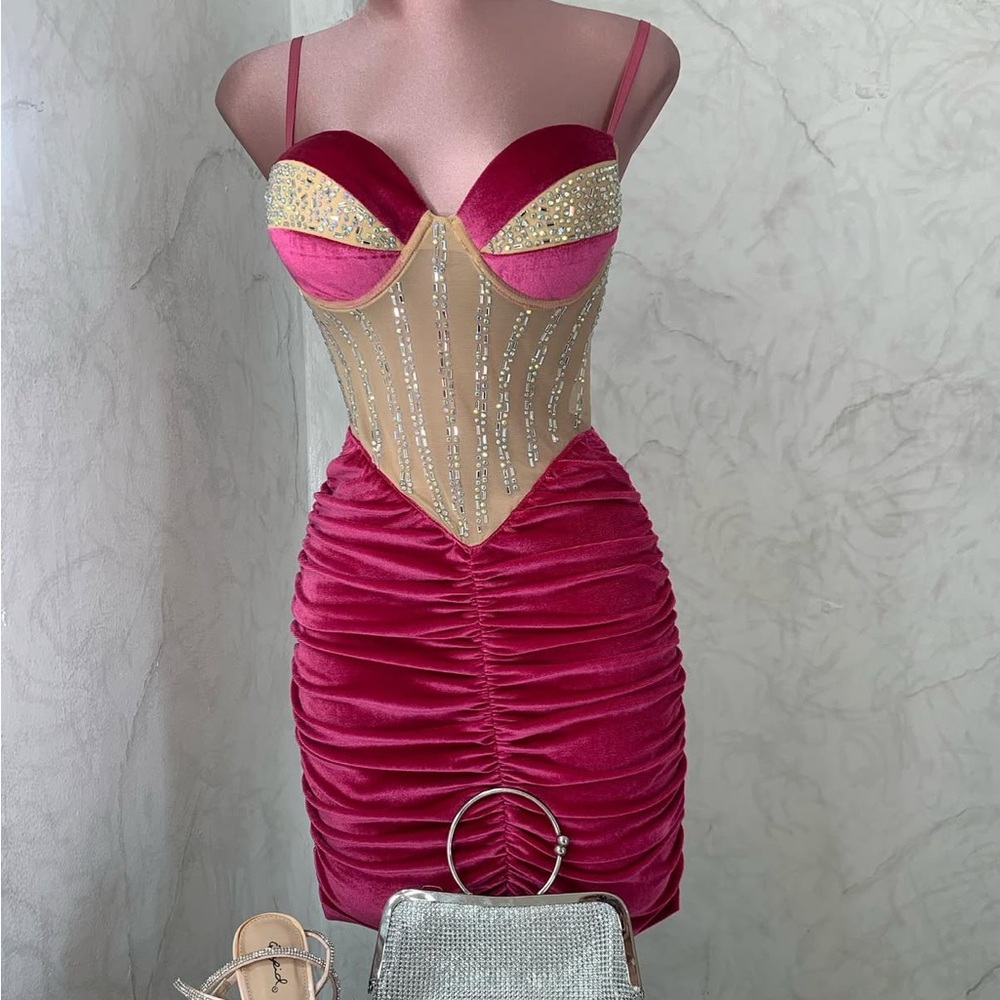 Elegant Pink and Gold Strapless Dress
